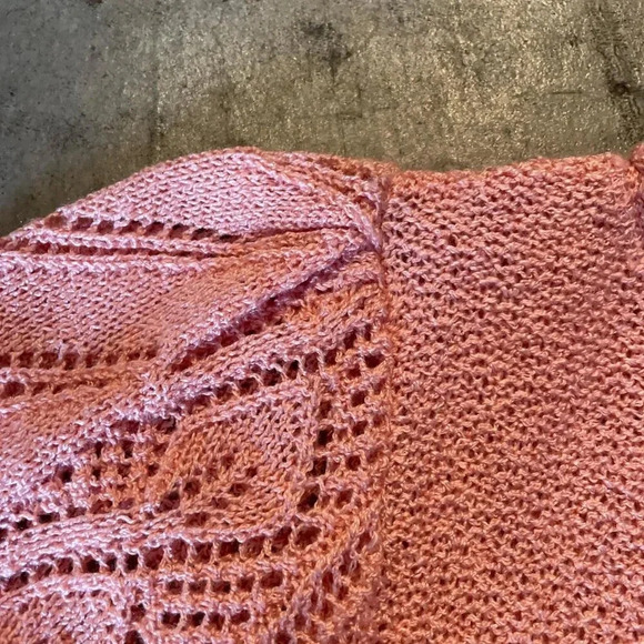 Vintage Cutesy Peach Sweater - Picture 3 of 6